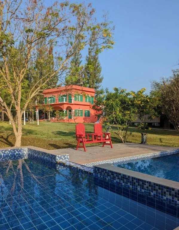 Rak Na Suan Pueng Resort