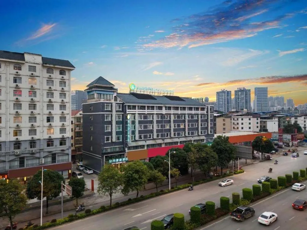 City Comfort Inn Baise Uprising Memorial Park Laiyu
