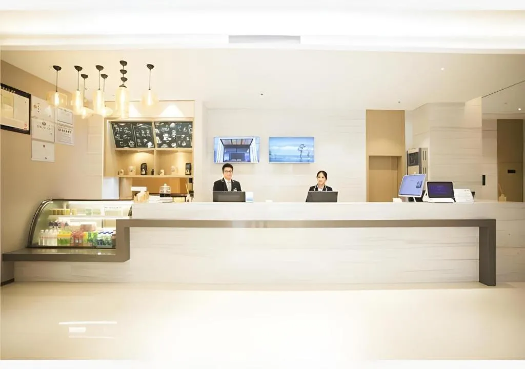 City Comfort Inn Baise Uprising Memorial Park Laiyu