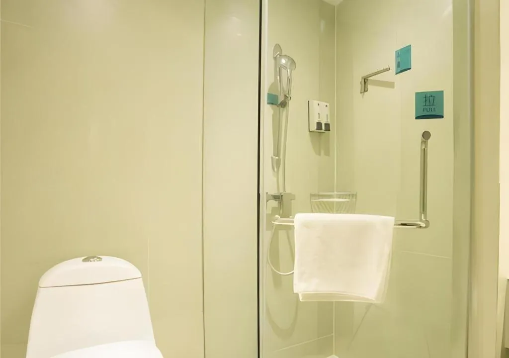 City Comfort Inn Baise Uprising Memorial Park Laiyu