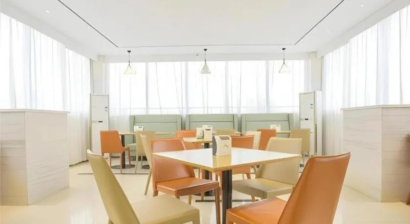 City Comfort Inn Baise Uprising Memorial Park Laiyu