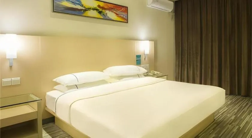 Bed in City Comfort Inn Baise Uprising Memorial Park Laiyu