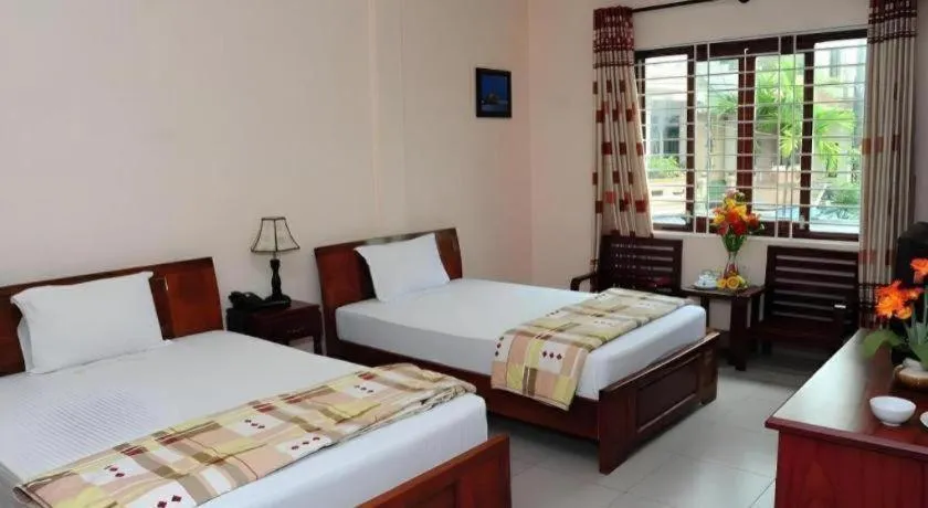 Bed in Hong Thang Hotel