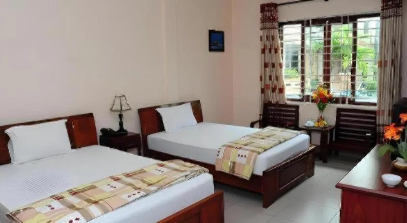 Bed in Hong Thang Hotel