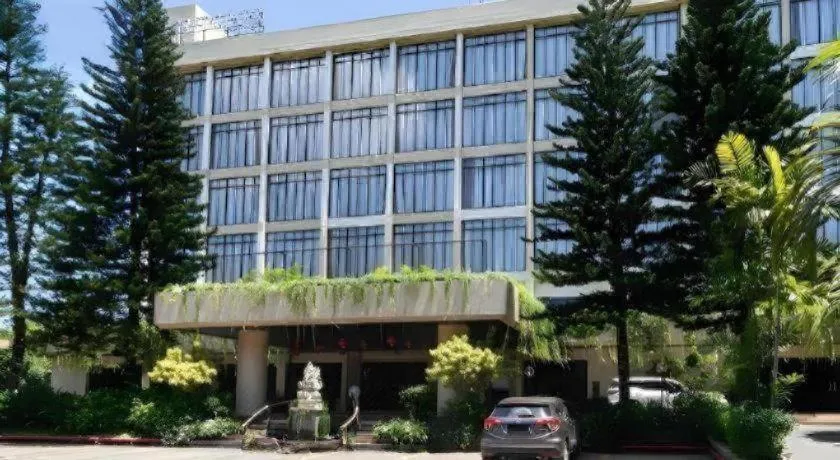 Regent's Park Hotel at Kayutangan Malang