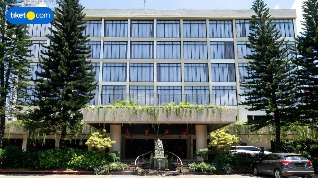 Regent's Park Hotel at Kayutangan Malang