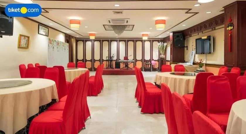 Regent's Park Hotel at Kayutangan Malang