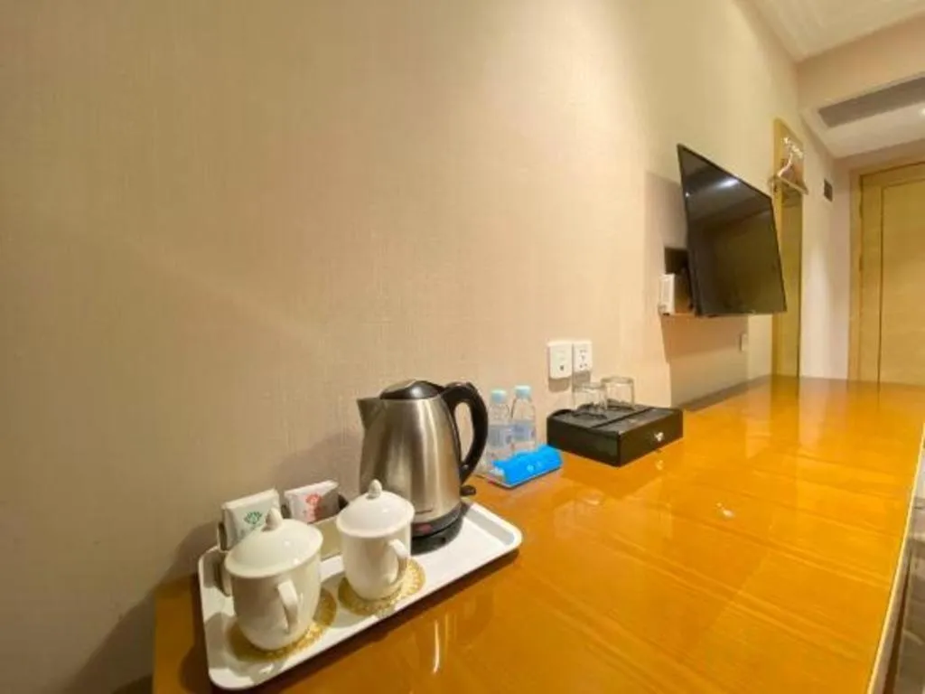 ST. MORITZ BUSINESS HOTEL