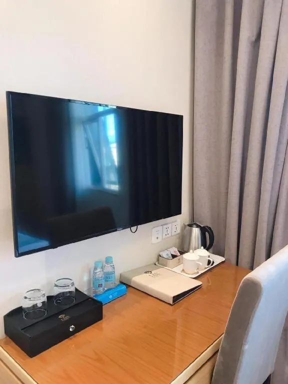 ST. MORITZ BUSINESS HOTEL