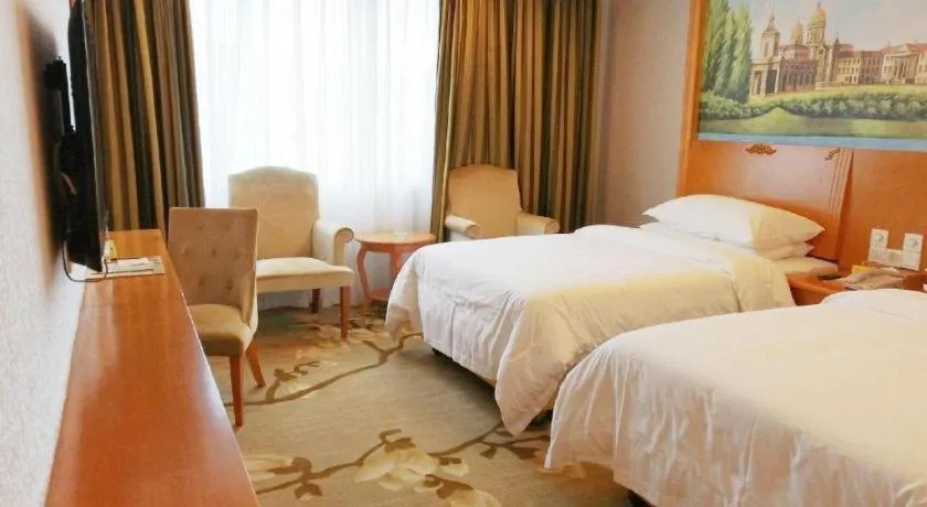 Bed in Out Sky Hotel