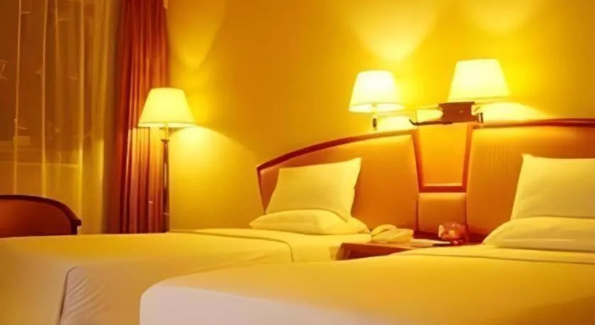 Bed in Out Sky Hotel