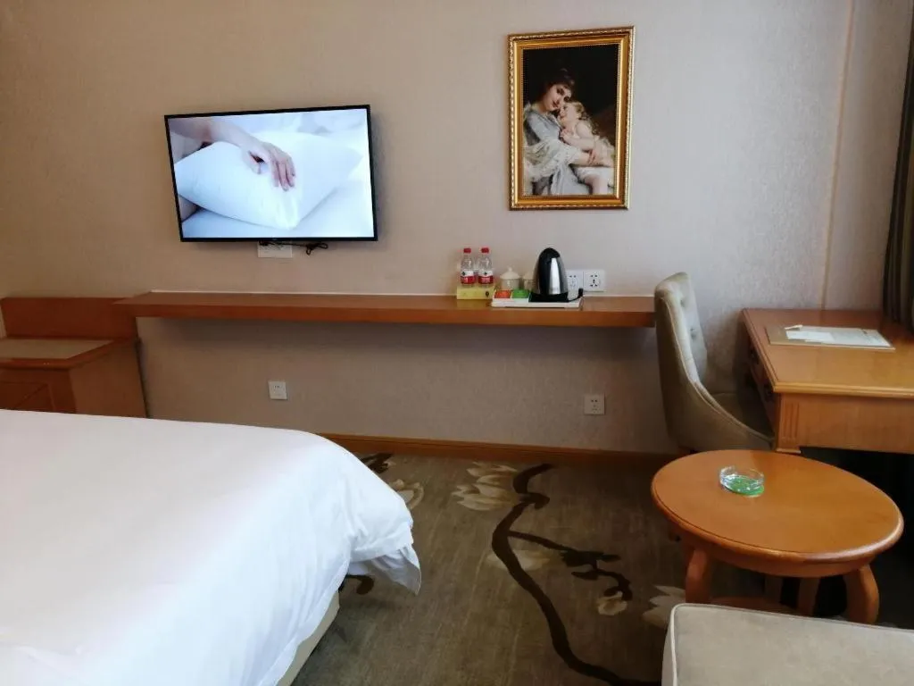 Bed in Out Sky Hotel