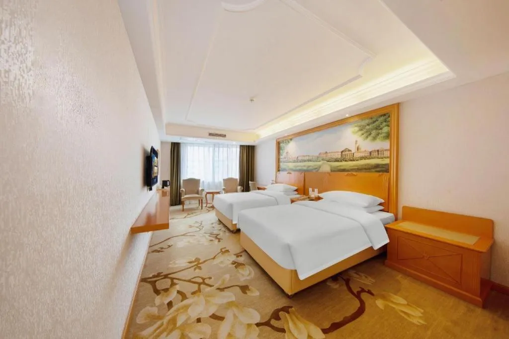 Bed in Out Sky Hotel