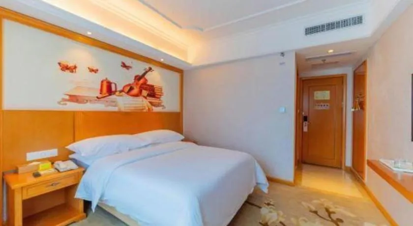 Bed in Out Sky Hotel