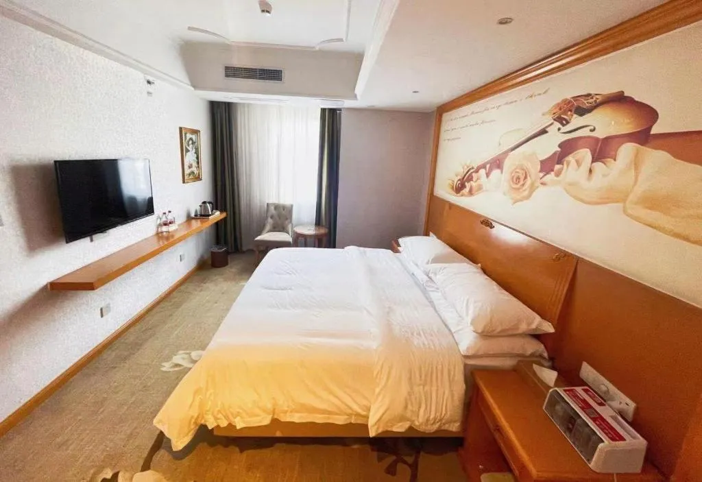 Bed in Out Sky Hotel