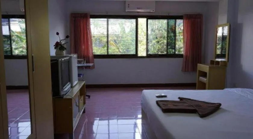 Bed in Premier Hotel Nakhonsrithammarat