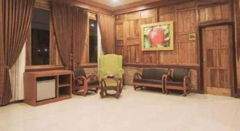 Parai Beach Resort Telengria