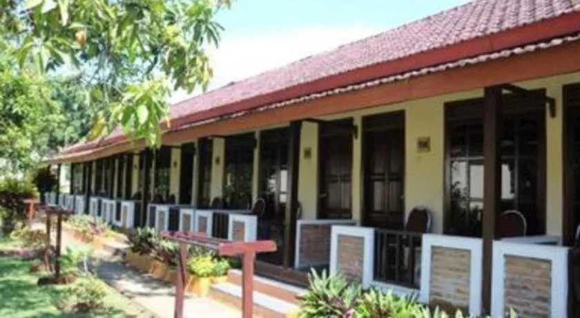 Parai Beach Resort Telengria