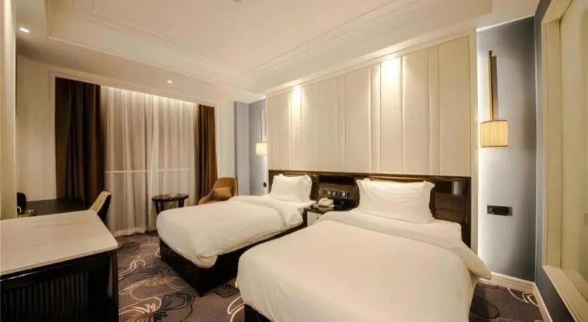 Bed in Jinjiang Metropolo Hotel Nanjing Confucius Temple Branch