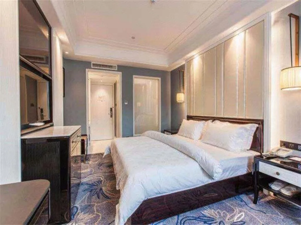 Bed in Jinjiang Metropolo Hotel Nanjing Confucius Temple Branch