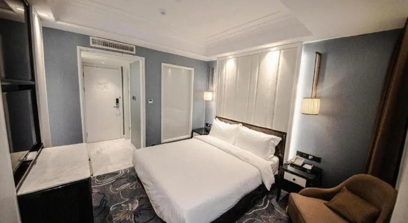 Bed in Jinjiang Metropolo Hotel Nanjing Confucius Temple Branch