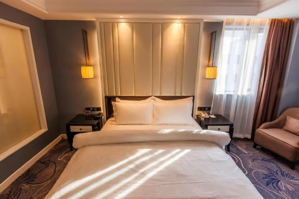 Bed in Jinjiang Metropolo Hotel Nanjing Confucius Temple Branch
