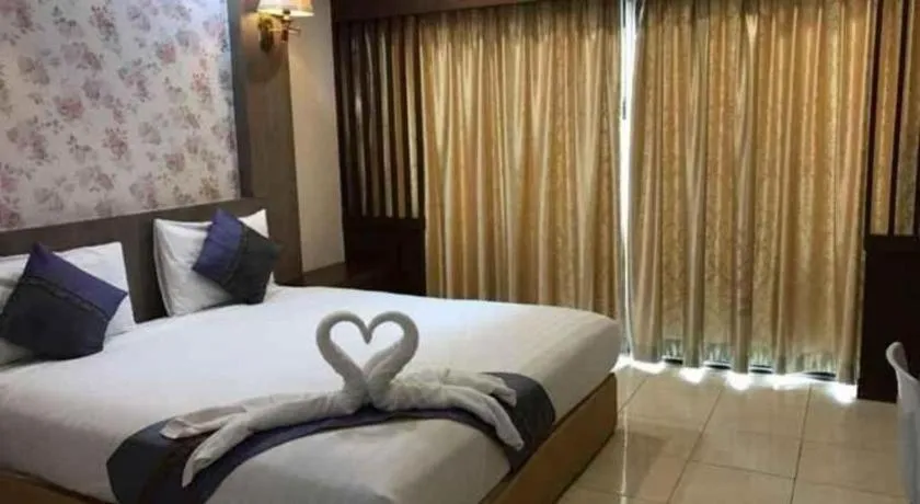 Bed in Phitsanulok Orchid Hotel