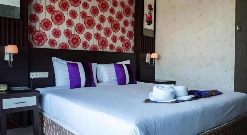 Bed in Phitsanulok Orchid Hotel