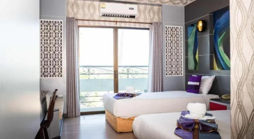 Bed in Phitsanulok Orchid Hotel