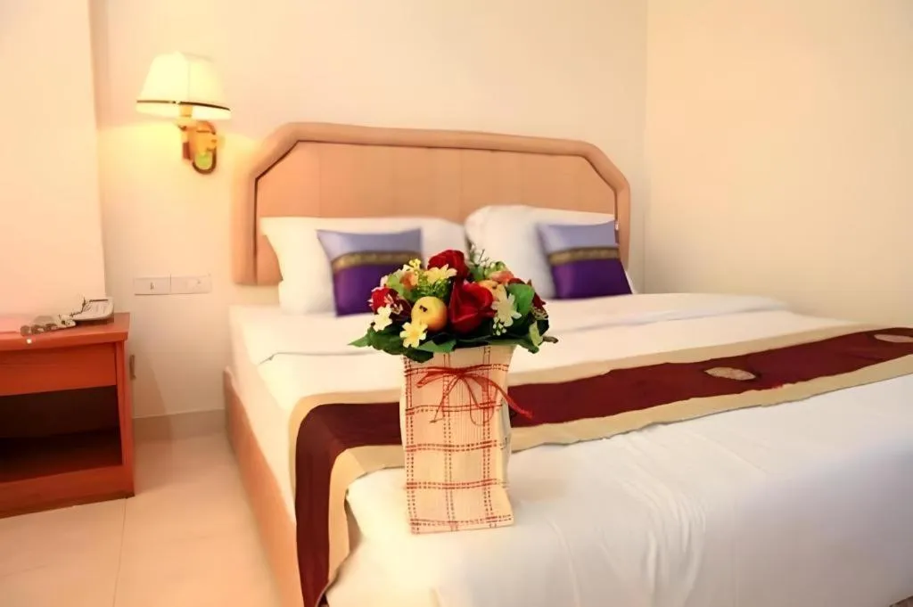 Bed in Phitsanulok Orchid Hotel