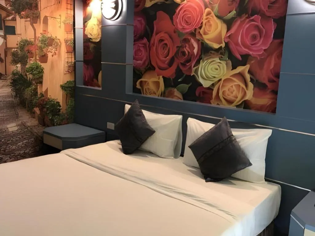 Bed in Phitsanulok Orchid Hotel