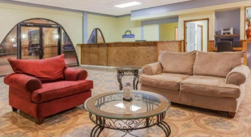 Days Inn by Wyndham Mt. Pleasant