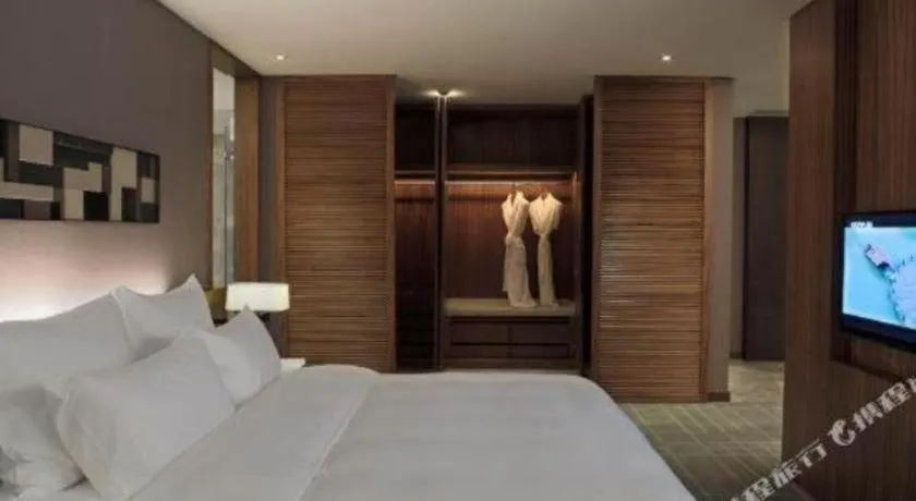 Bed in Chongqing The Lotus Hotel