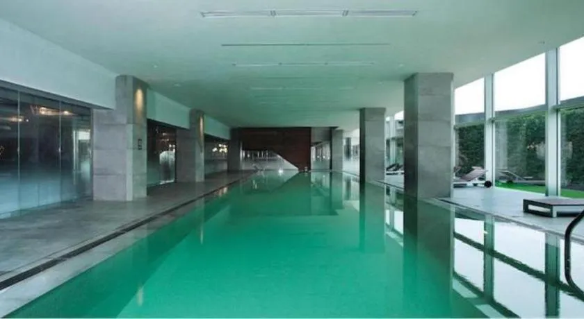 Chongqing The Lotus Hotel