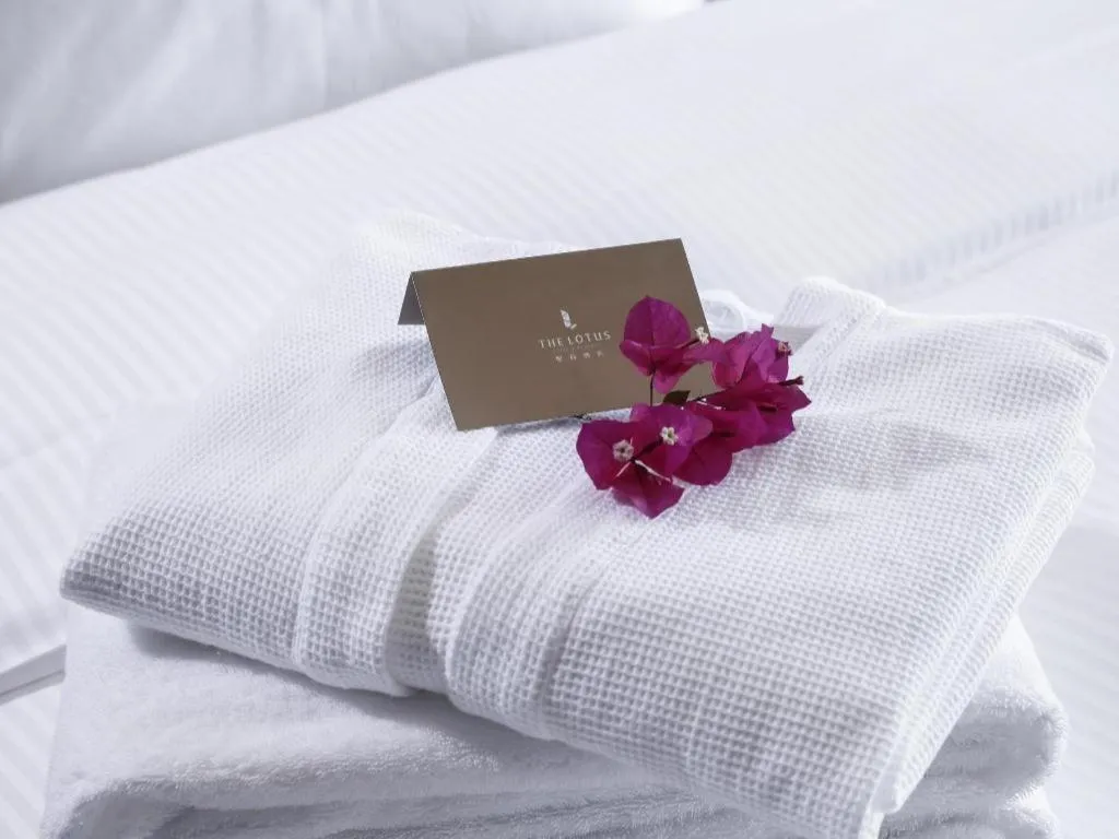 Bed in Chongqing The Lotus Hotel