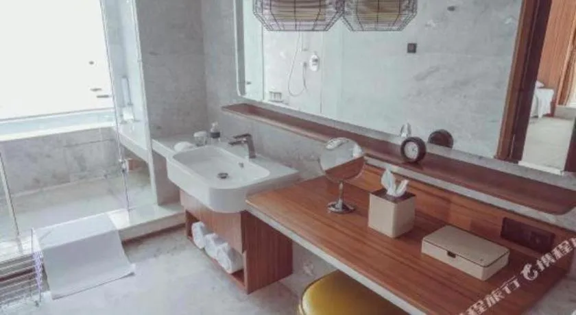 Chongqing The Lotus Hotel