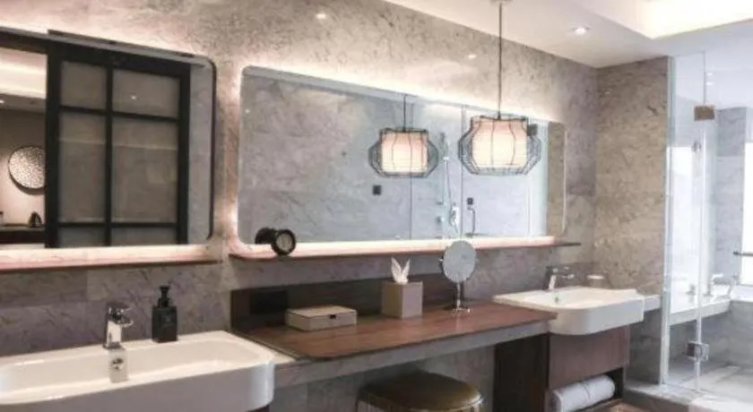 Chongqing The Lotus Hotel