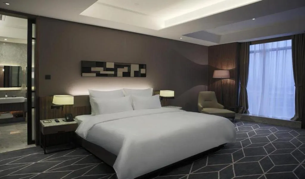 Bed in Chongqing The Lotus Hotel