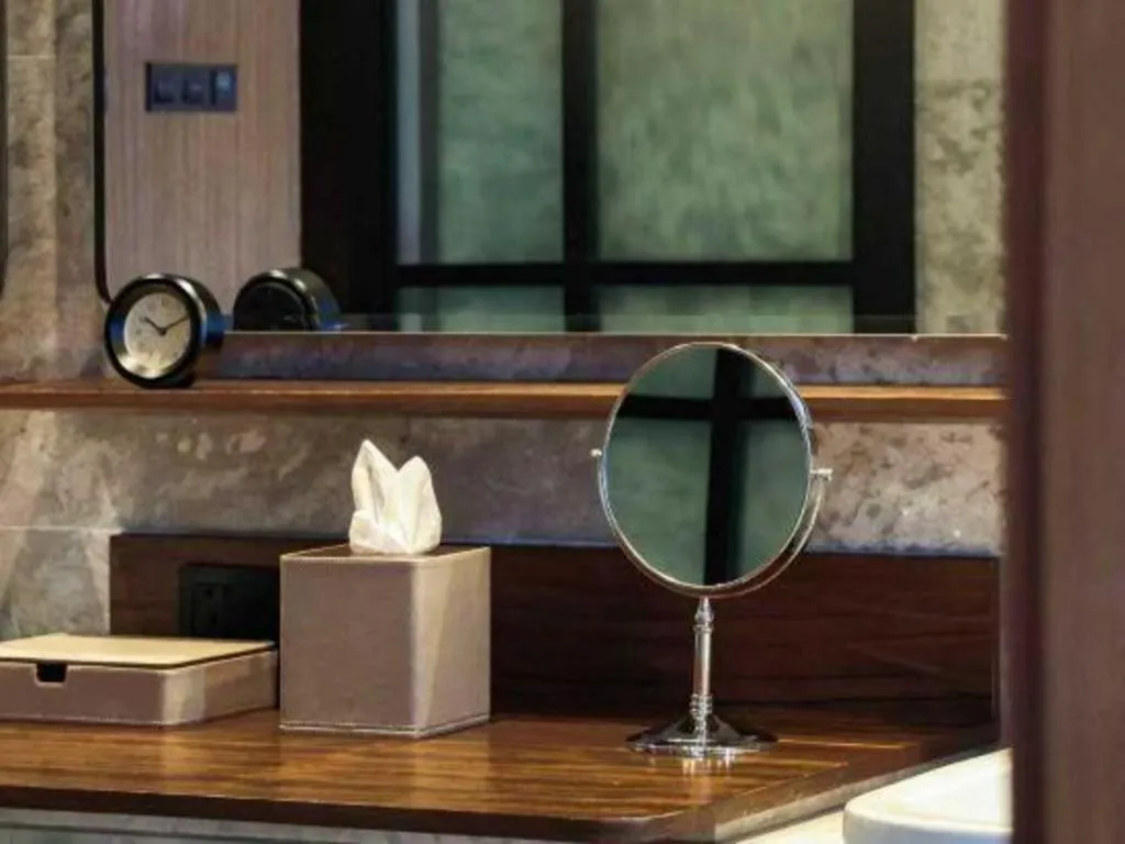 Chongqing The Lotus Hotel