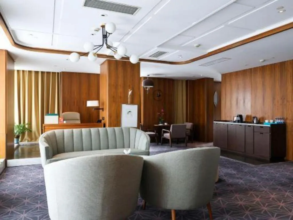 Chongqing The Lotus Hotel