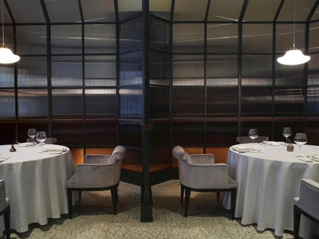 Chongqing The Lotus Hotel