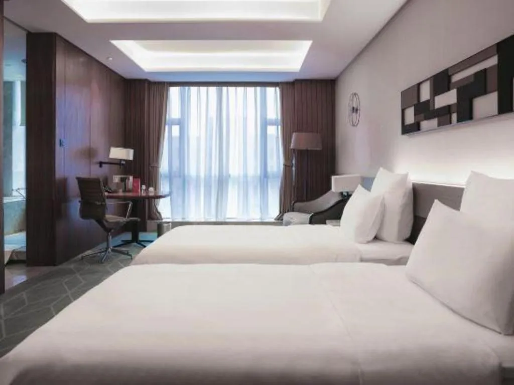 Bed in Chongqing The Lotus Hotel