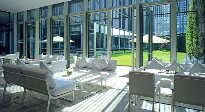 Chongqing The Lotus Hotel