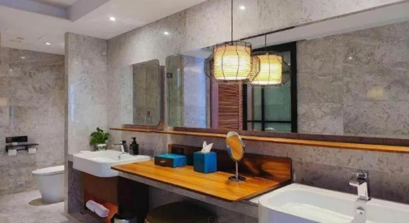 Chongqing The Lotus Hotel