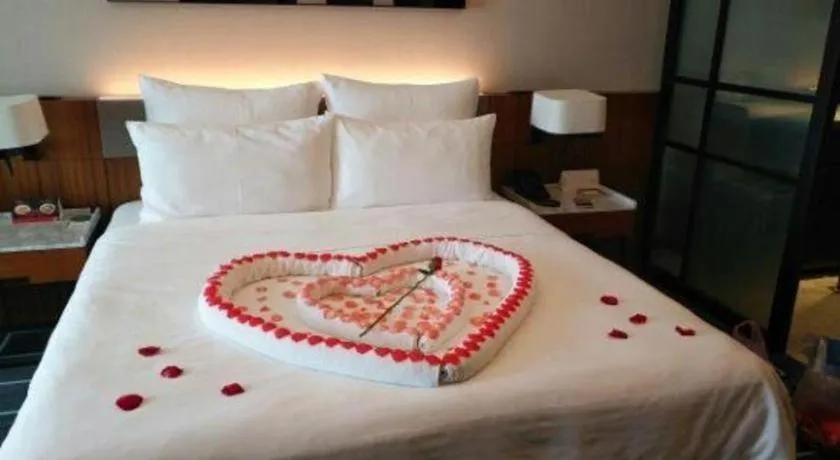 Bed in Chongqing The Lotus Hotel