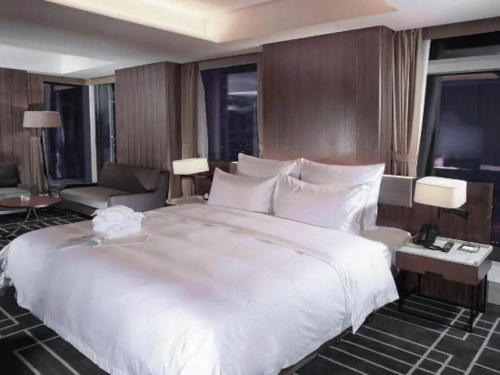 Bed in Chongqing The Lotus Hotel