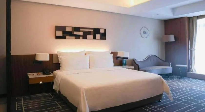 Bed in Chongqing The Lotus Hotel