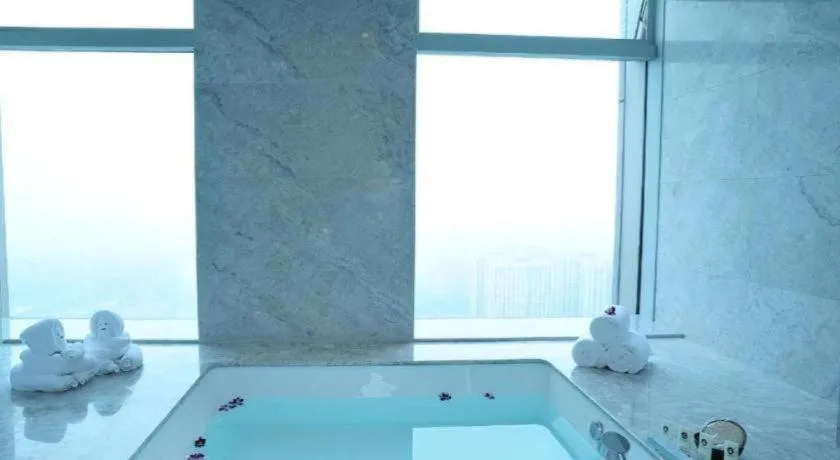 Chongqing The Lotus Hotel