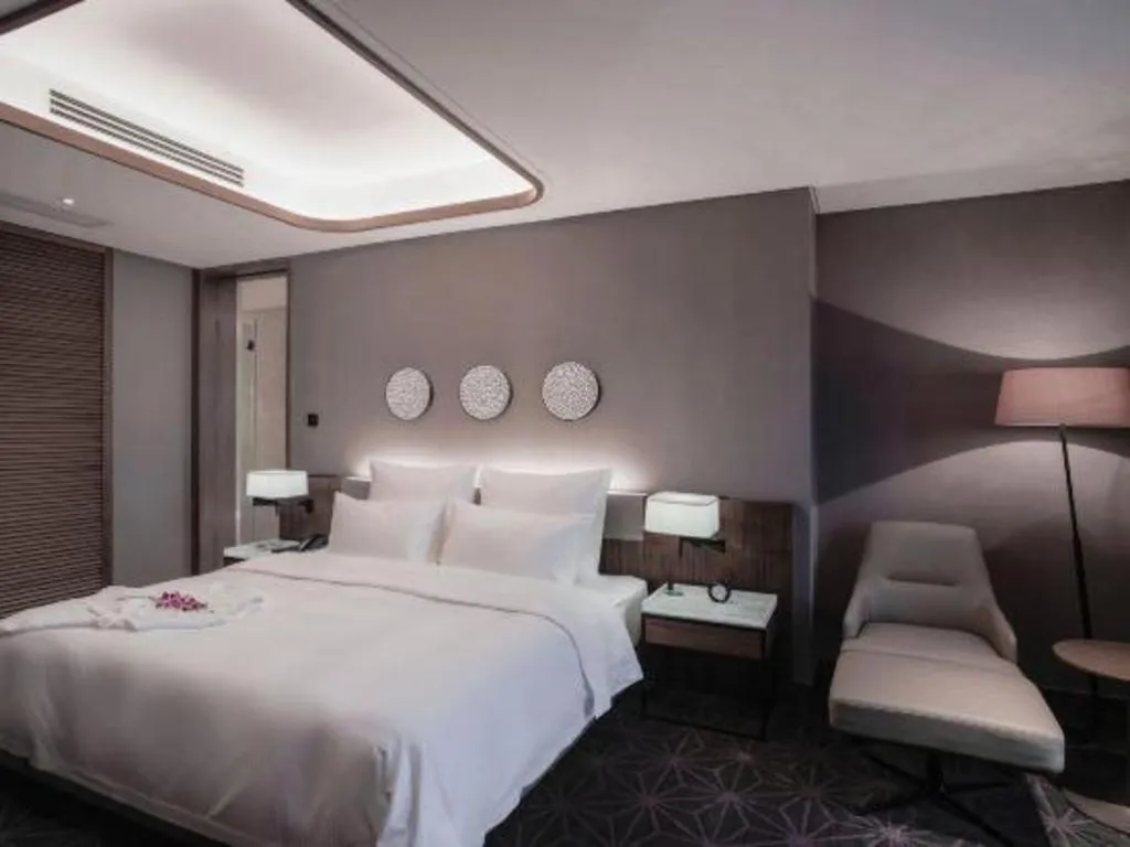 Bed in Chongqing The Lotus Hotel