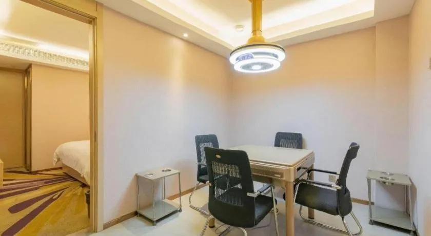 Lavande Hotel·Wuxue Kanjiang Avenue